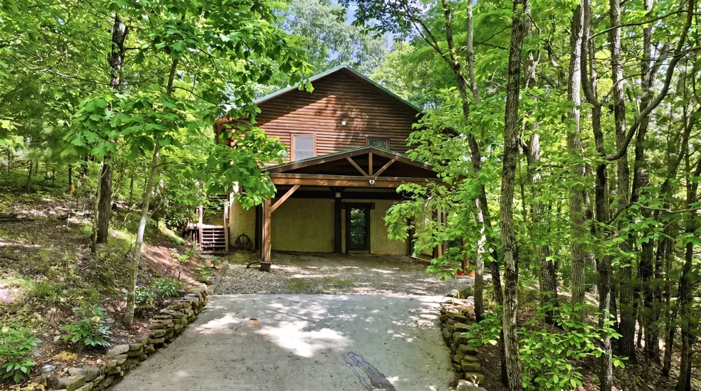 39 Bald Eagle Court Sapphire, NC 28774