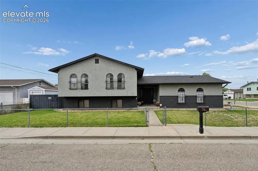 36 Wheatridge Drive Pueblo, CO 81005