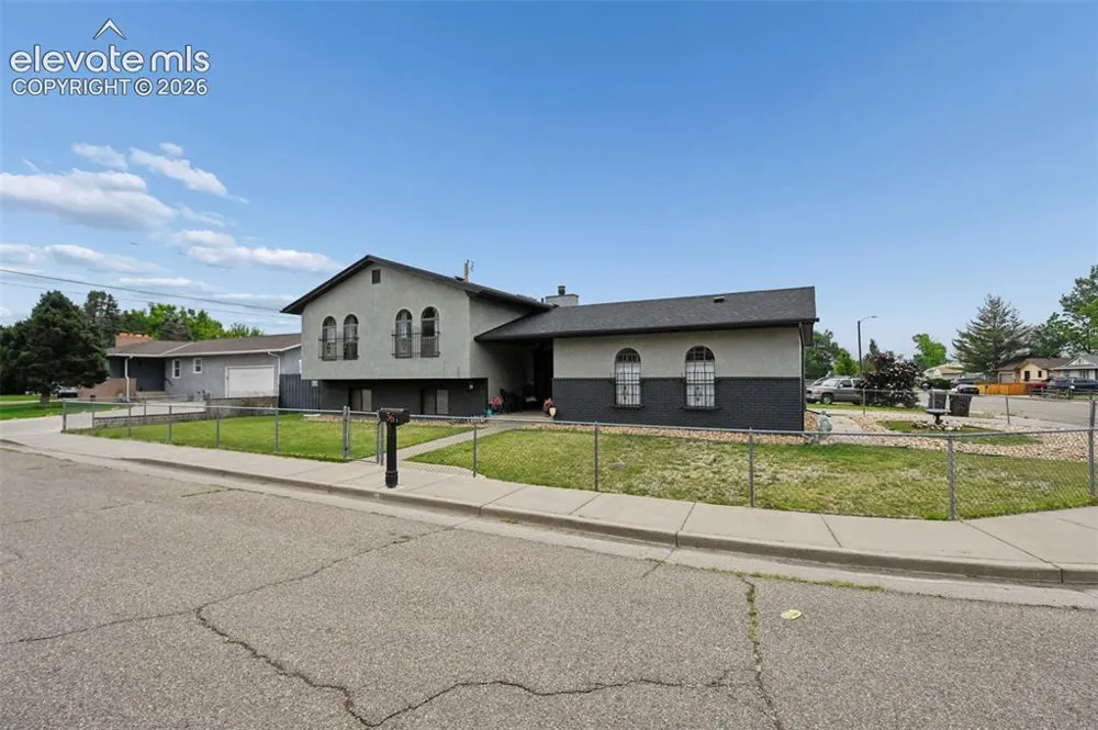 36 Wheatridge Drive Pueblo, CO 81005