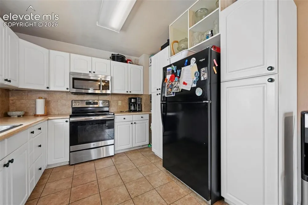 36 Wheatridge Drive Pueblo, CO 81005