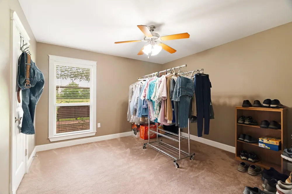 4141 Farm Road 2820 Sumner, TX 75486