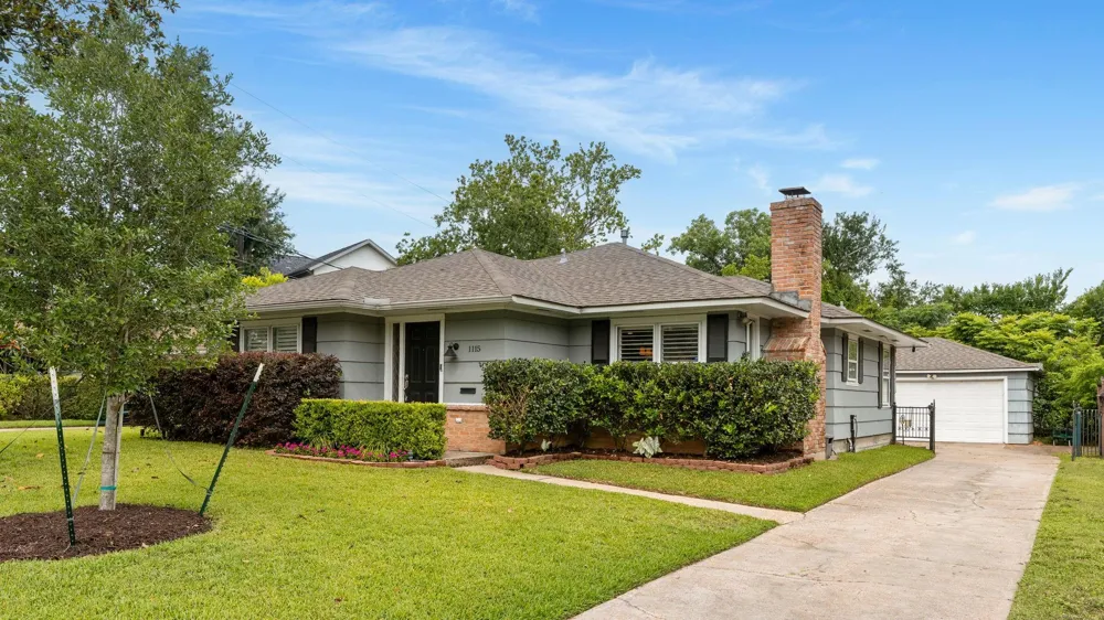 1115 Woodhill Road Houston, TX 77008