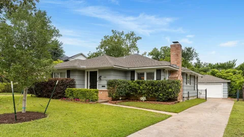 1115 Woodhill Road