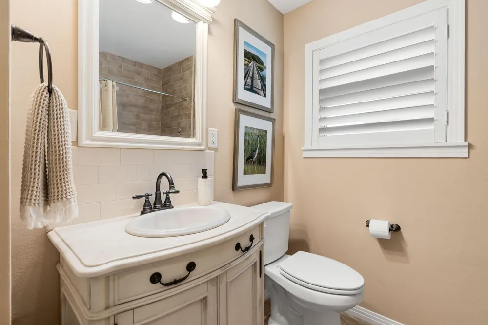 1115 Woodhill Road Houston, TX 77008
