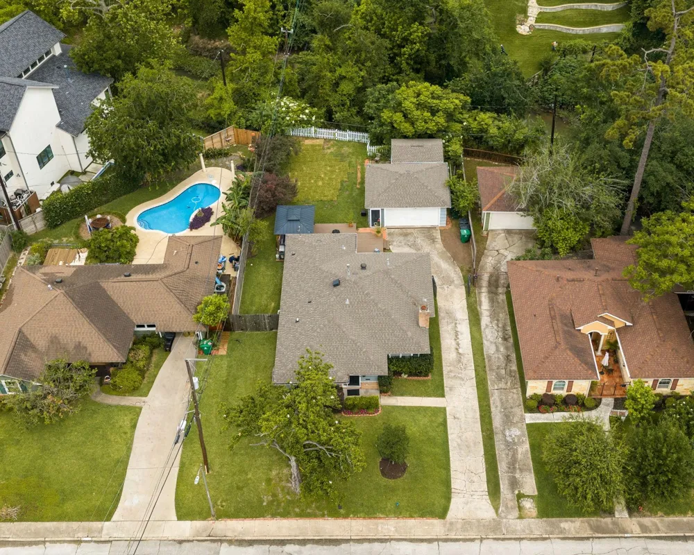 1115 Woodhill Road Houston, TX 77008