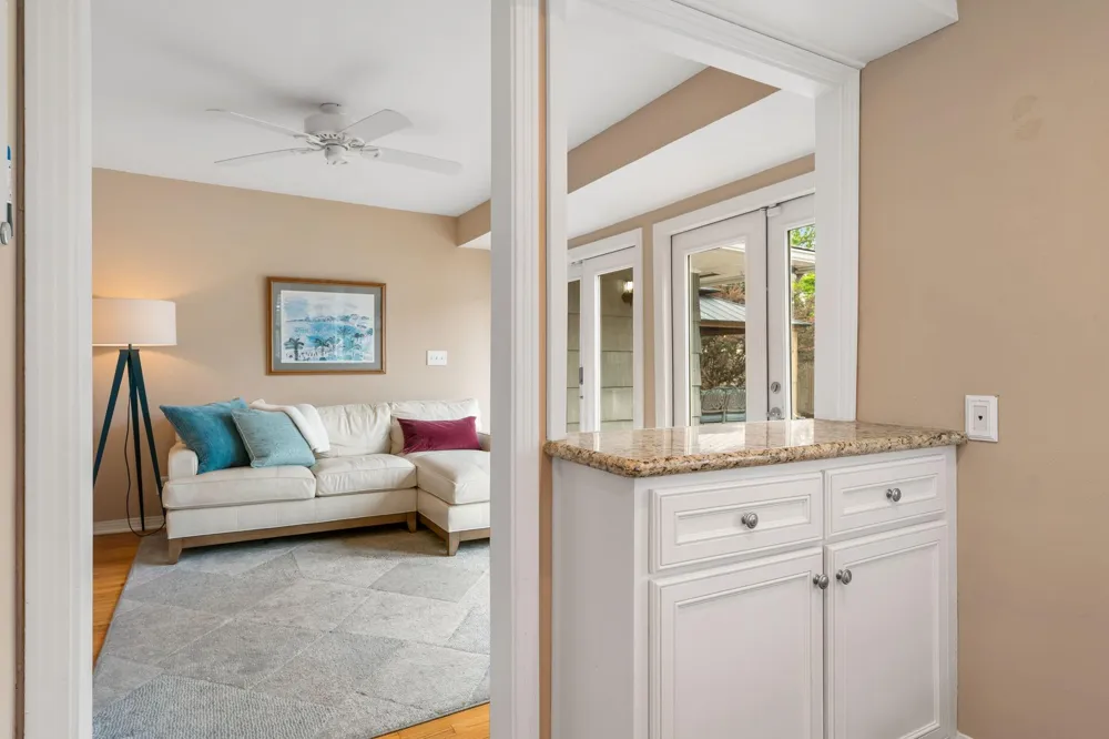 1115 Woodhill Road Houston, TX 77008