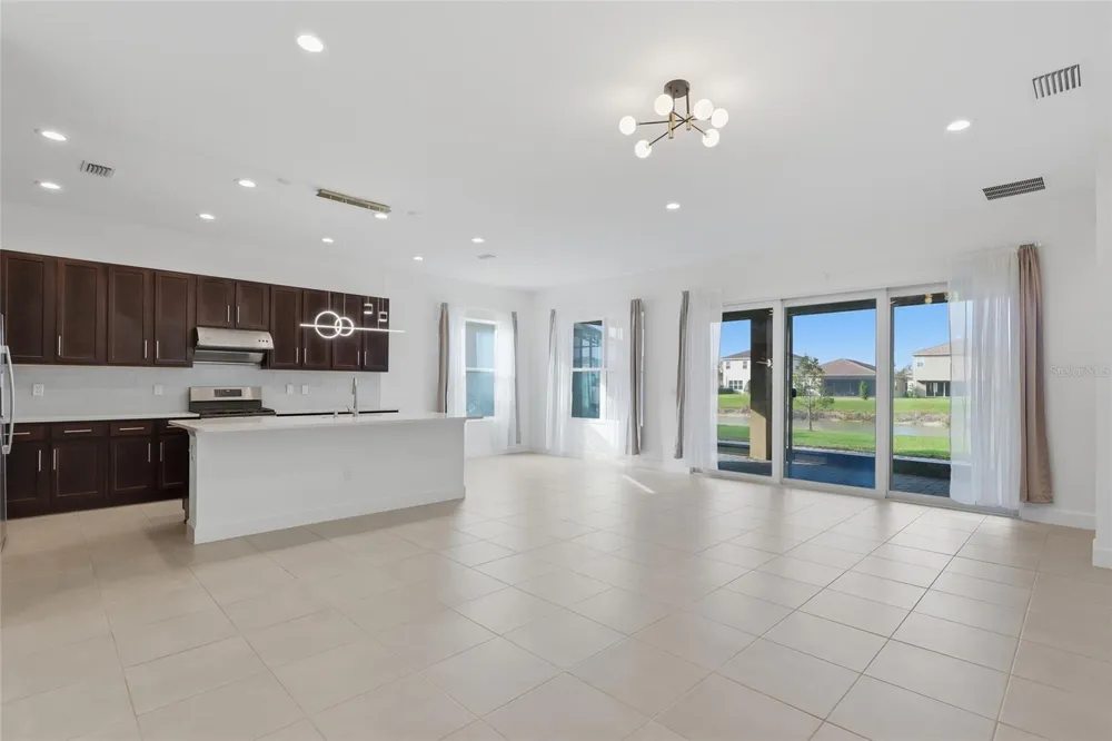 32801 TREE OF LIFE AVENUE Wesley Chapel, FL 33543