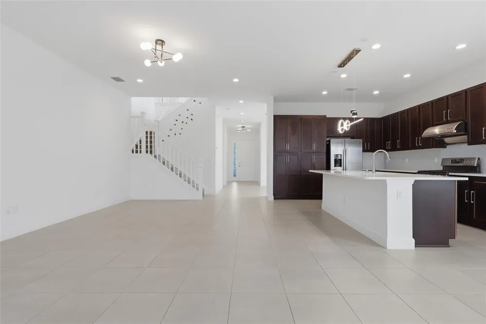 32801 TREE OF LIFE AVENUE Wesley Chapel, FL 33543