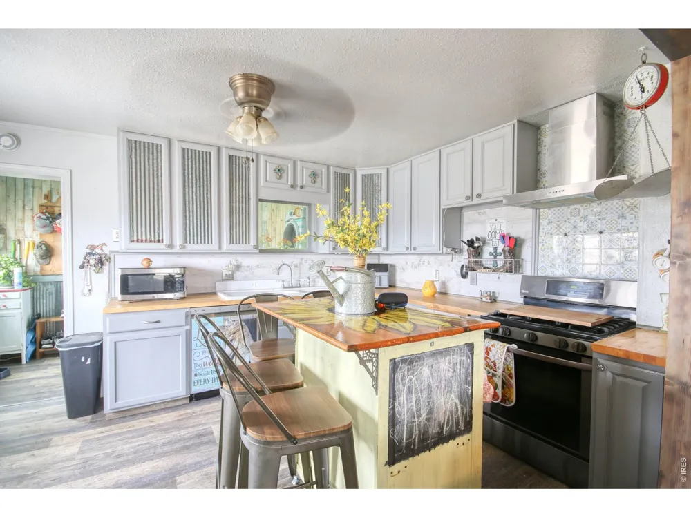 7513 County Road 6 Wiggins, CO 80654