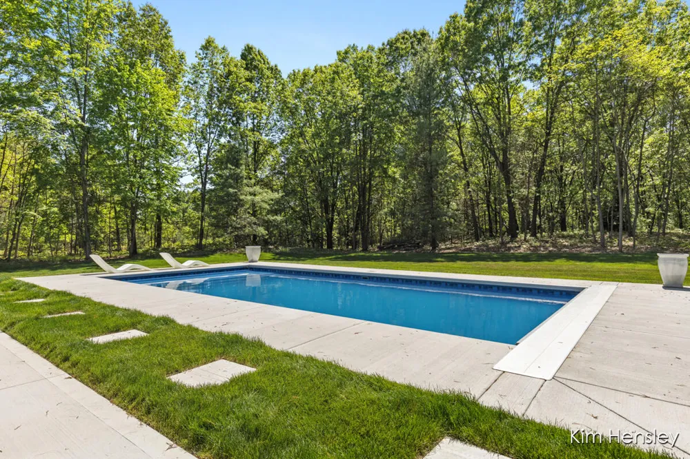 8571 Young Avenue NE Courtland Township, MI 49341