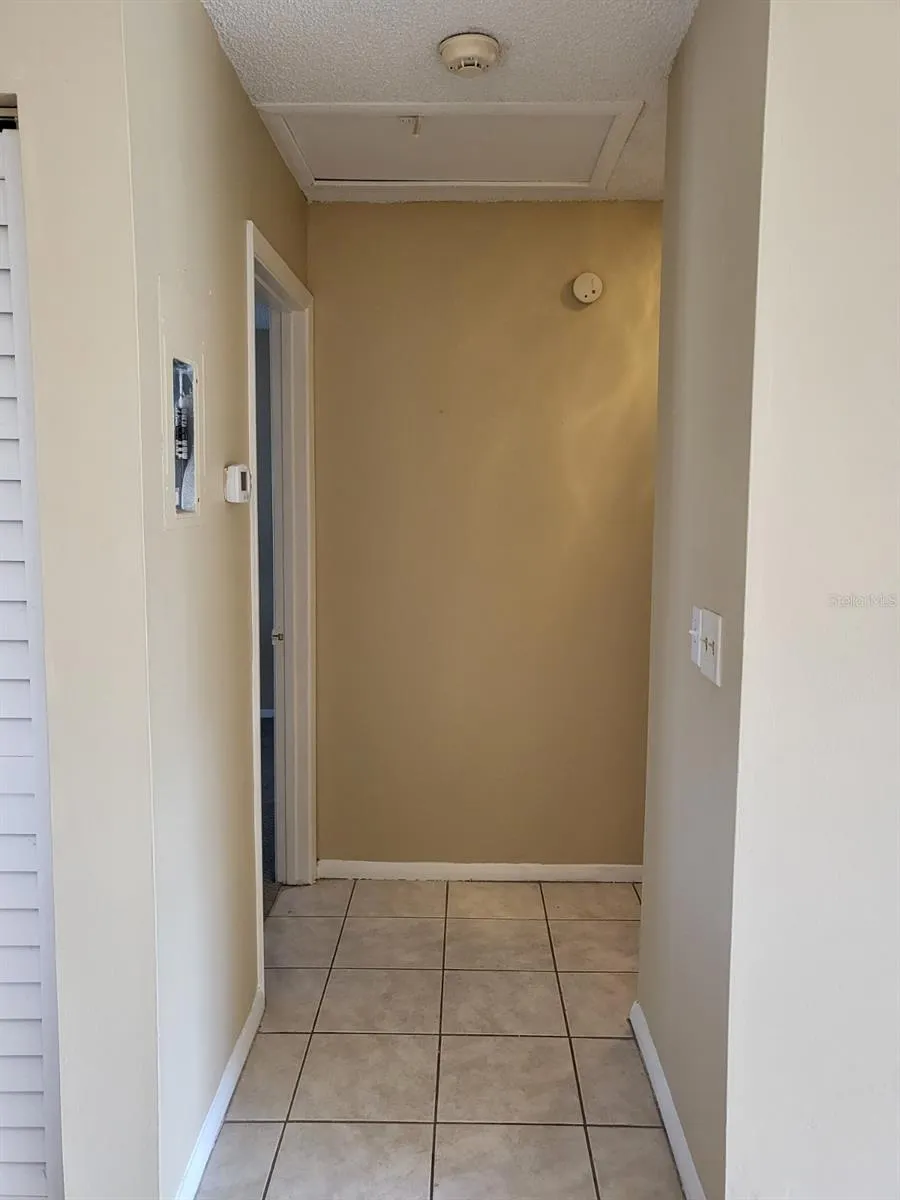2721 HIDDEN LAKE BOULEVARD #C Sarasota, FL 34237