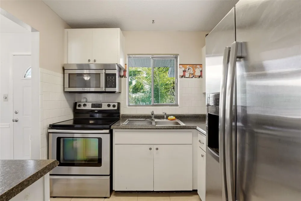 2545 FLAMINGO BOULEVARD #L37 Bradenton, FL 34207