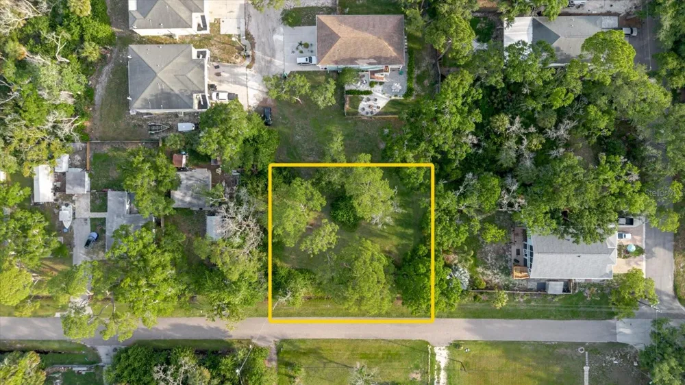 HIGHLAND AVENUE Tarpon Springs, FL 34689