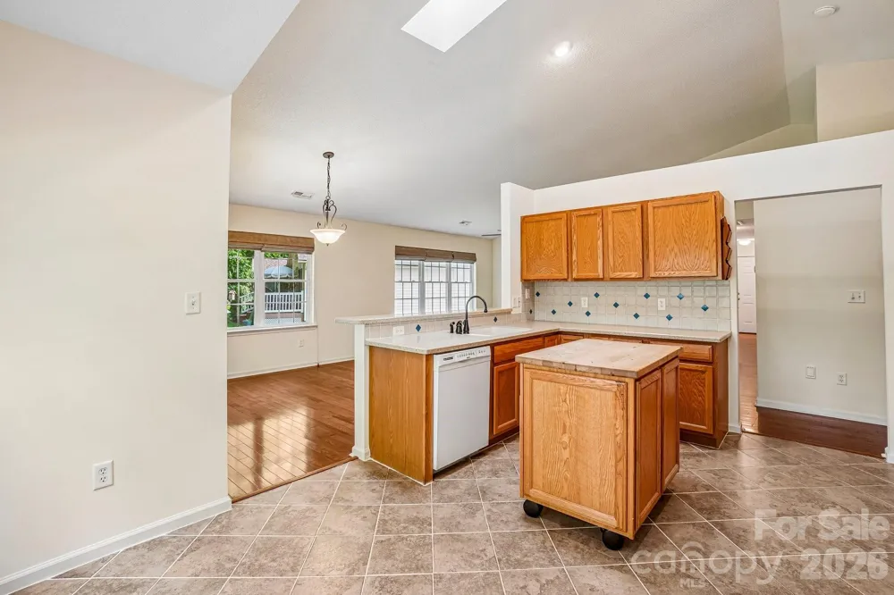 263 Fairway View Drive Etowah, NC 28729