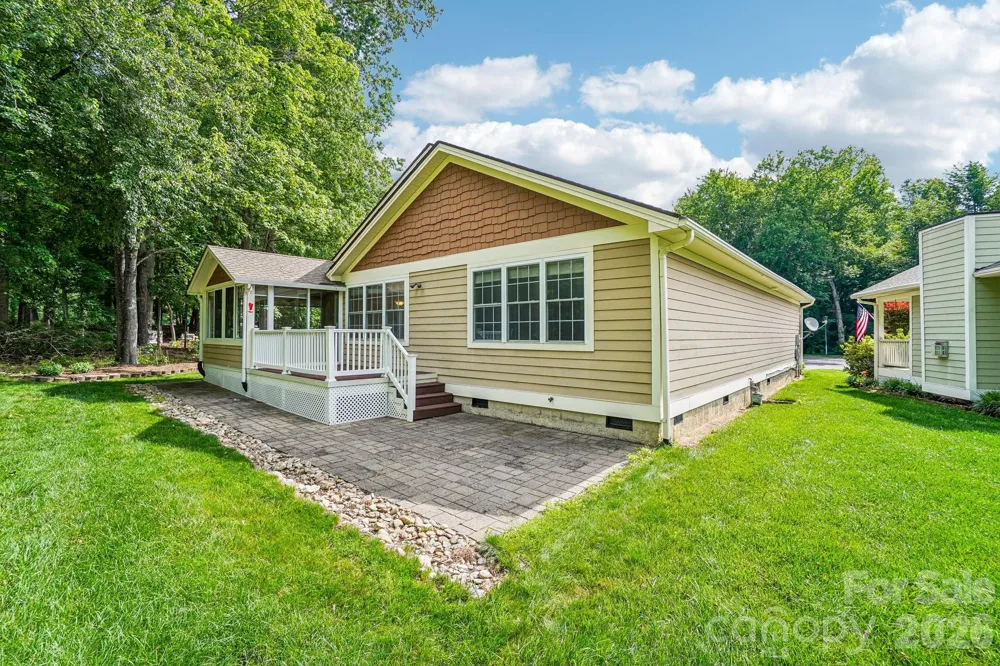 263 Fairway View Drive Etowah, NC 28729