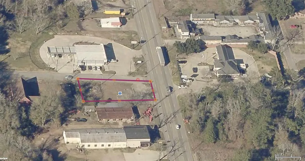 502 S Magnolia Street Woodville, TX 75979