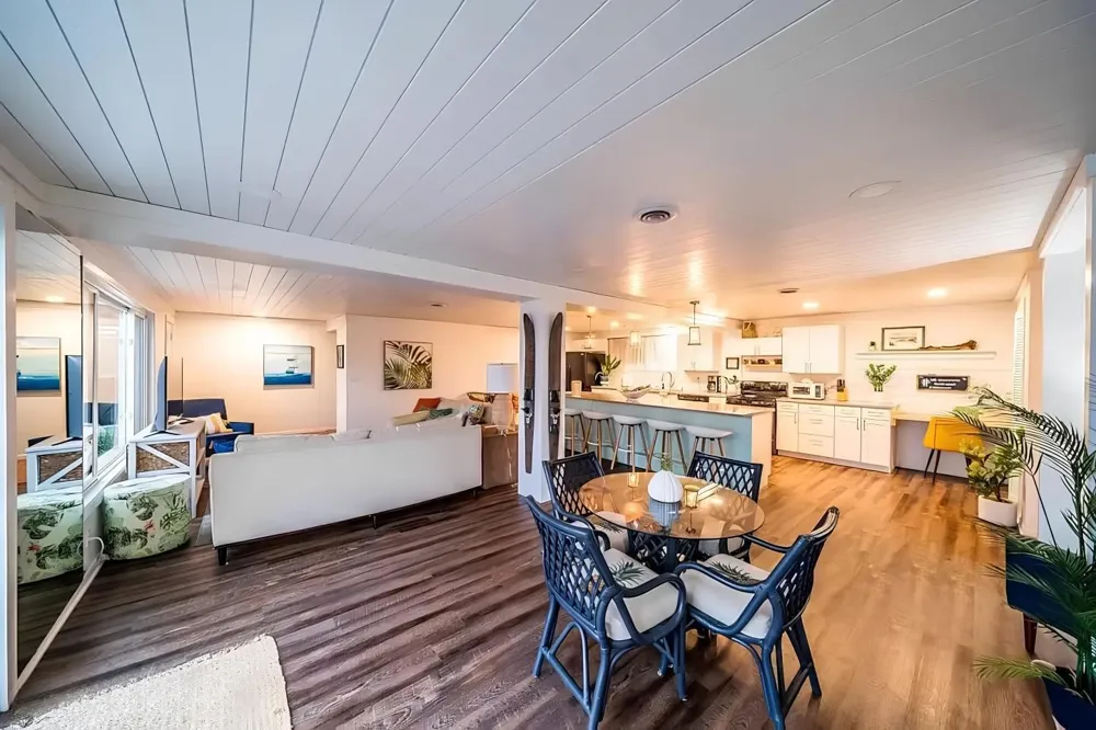 1108 W Lake Drive Detroit Lakes, MN 56501