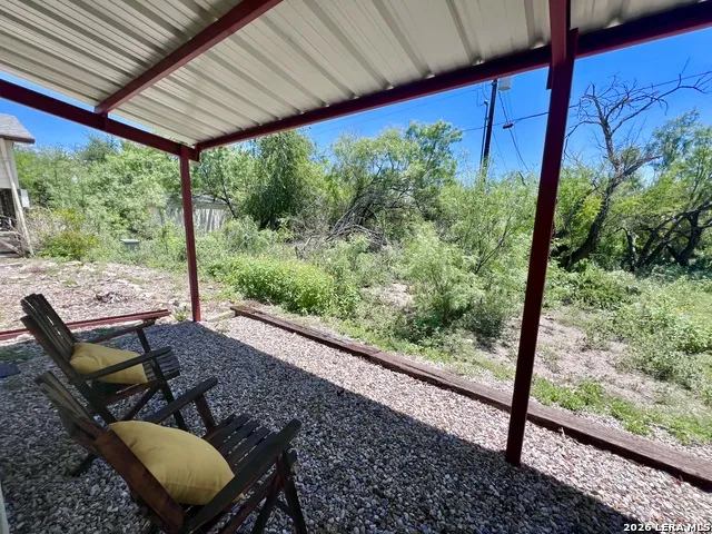 230 De Zavala St Brackettville, TX 78832