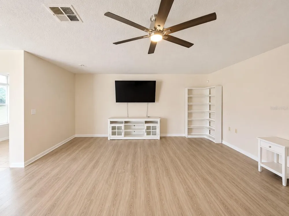 24301 SW 6TH PLACE Newberry, FL 32669