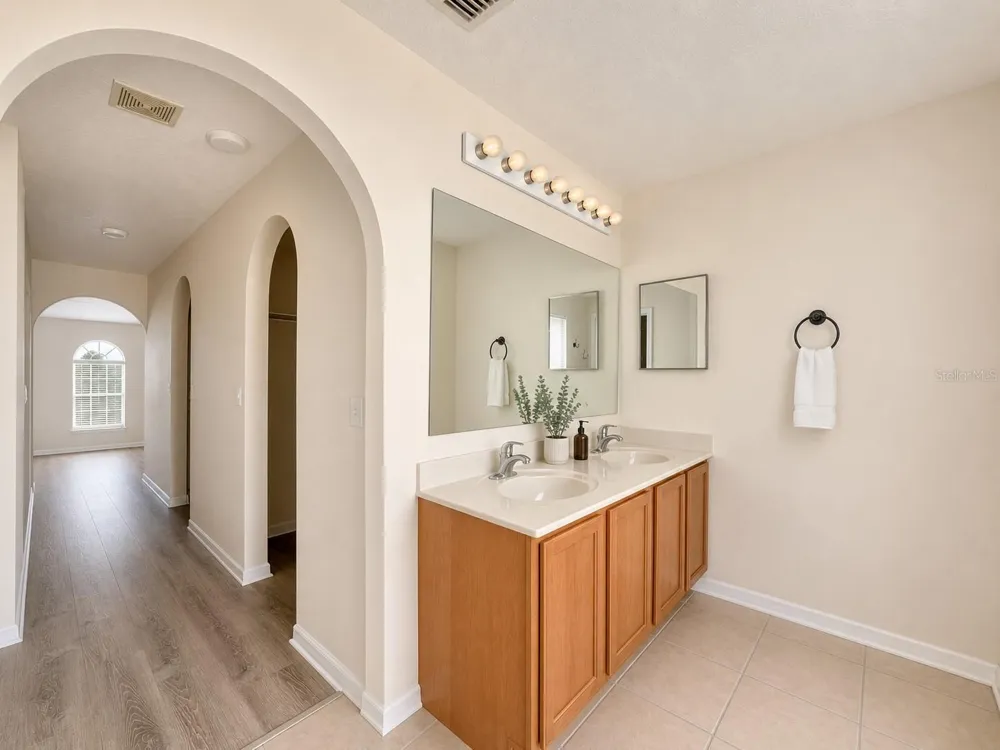 24301 SW 6TH PLACE Newberry, FL 32669