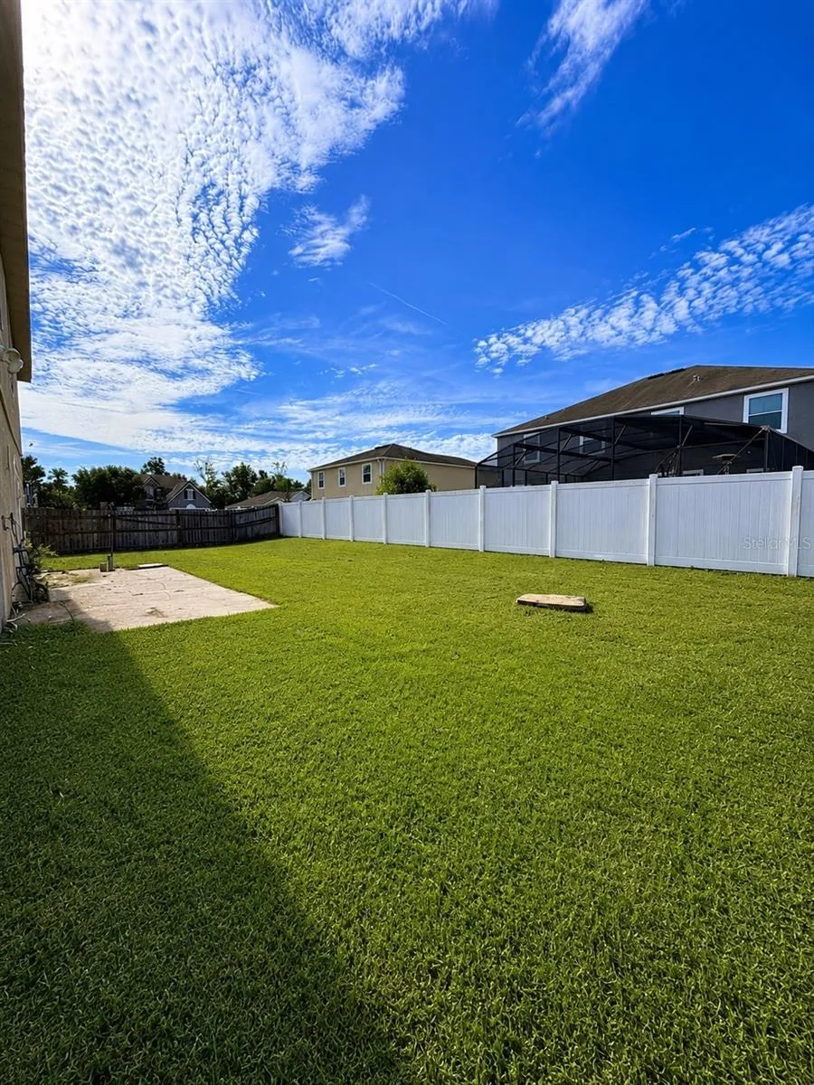 24301 SW 6TH PLACE Newberry, FL 32669