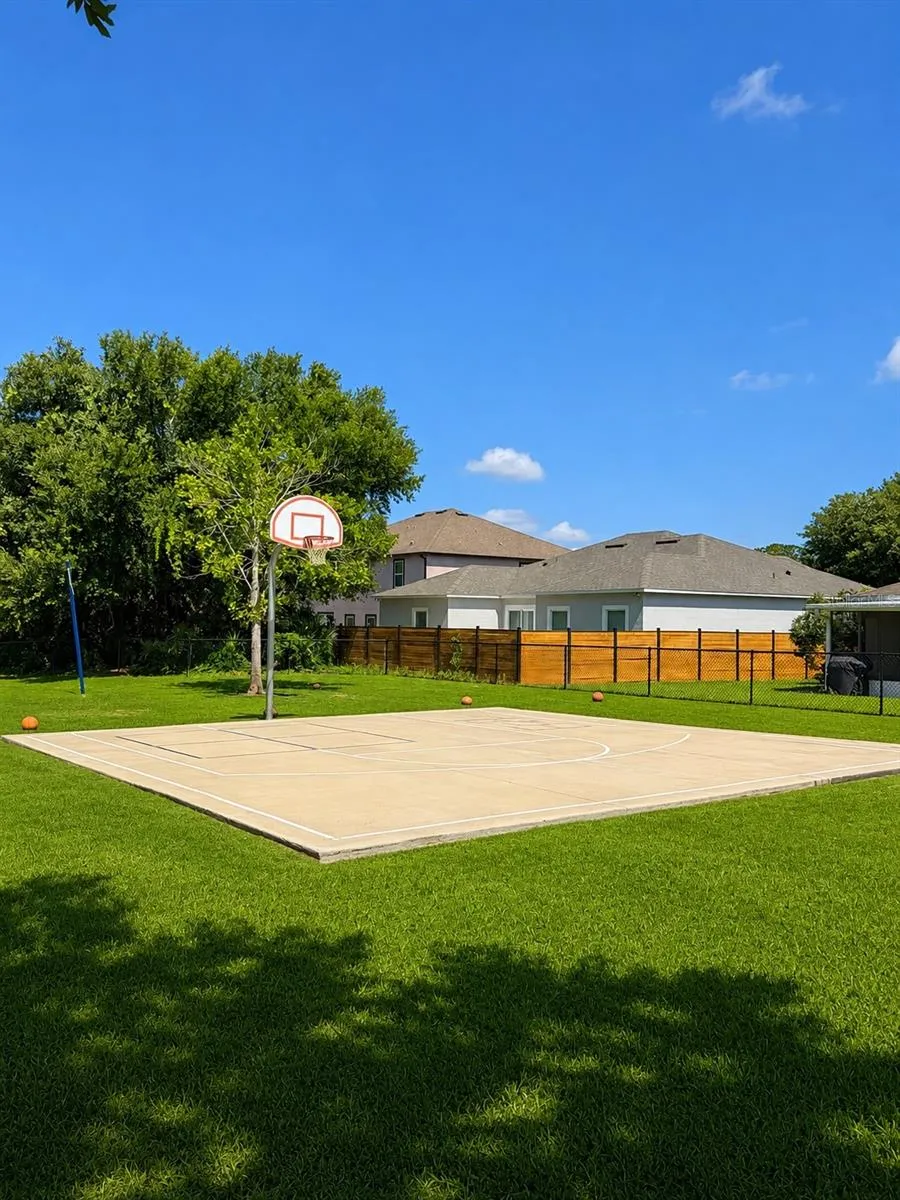 24301 SW 6TH PLACE Newberry, FL 32669