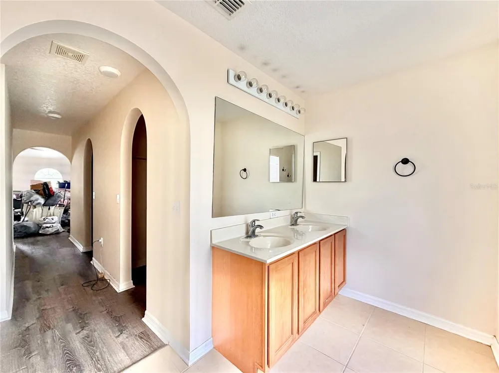 24301 SW 6TH PLACE Newberry, FL 32669