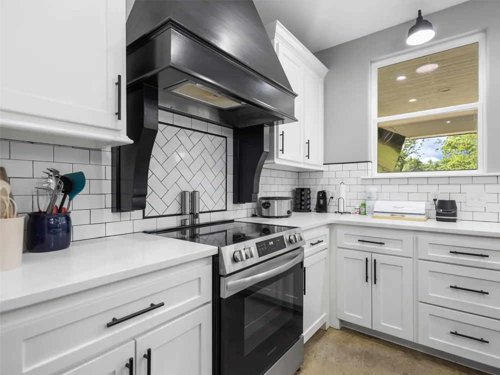1562 Willow Oak Road Gladewater, TX 75647