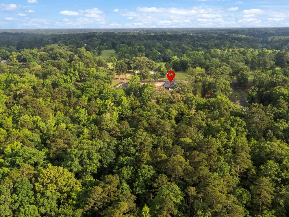 1562 Willow Oak Road Gladewater, TX 75647