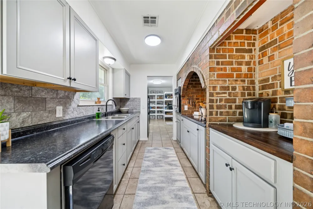 36283 E 121st Street S Coweta, OK 74429