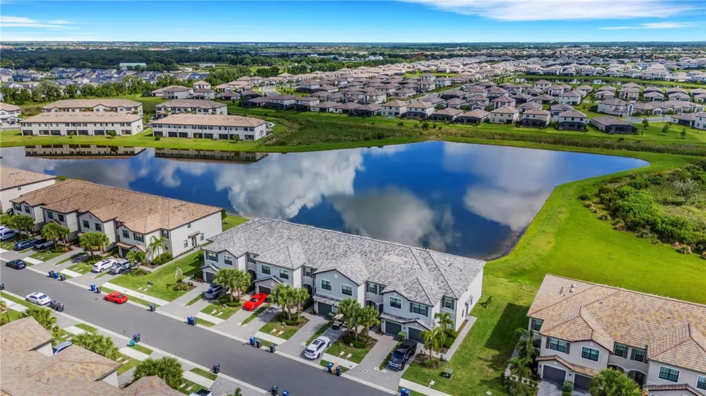 15227 SUNNY DAY DRIVE Bradenton, FL 34211