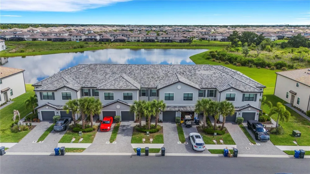 15227 SUNNY DAY DRIVE Bradenton, FL 34211