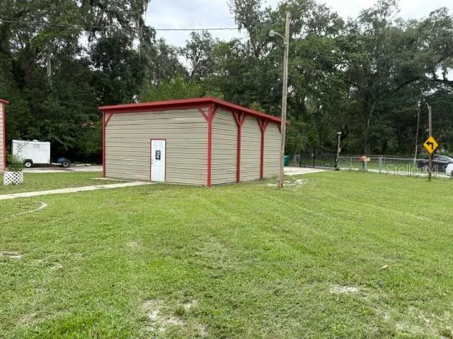12253 E BERRY LANE Floral City, FL 34436