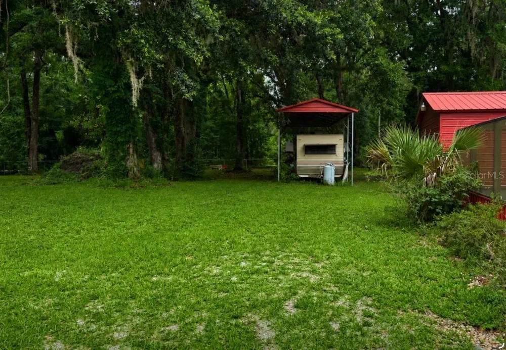 12253 E BERRY LANE Floral City, FL 34436
