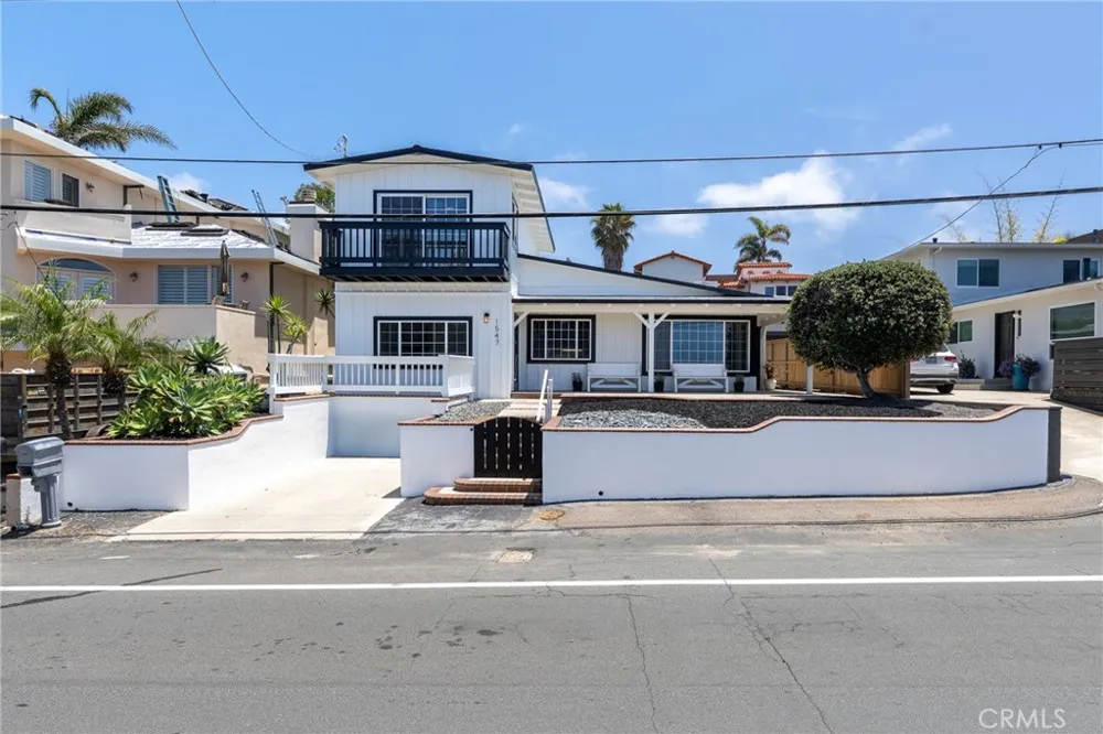 1547 Neptune Encinitas, CA 92024