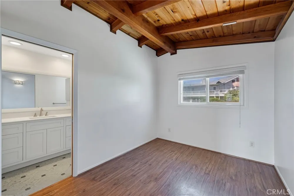 1547 Neptune Encinitas, CA 92024