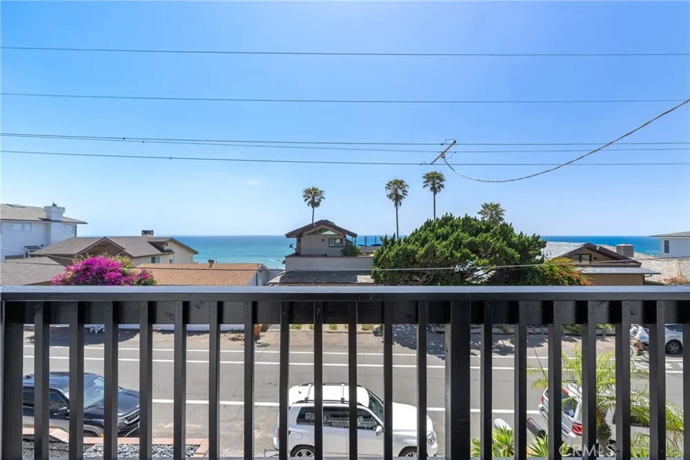 1547 Neptune Encinitas, CA 92024