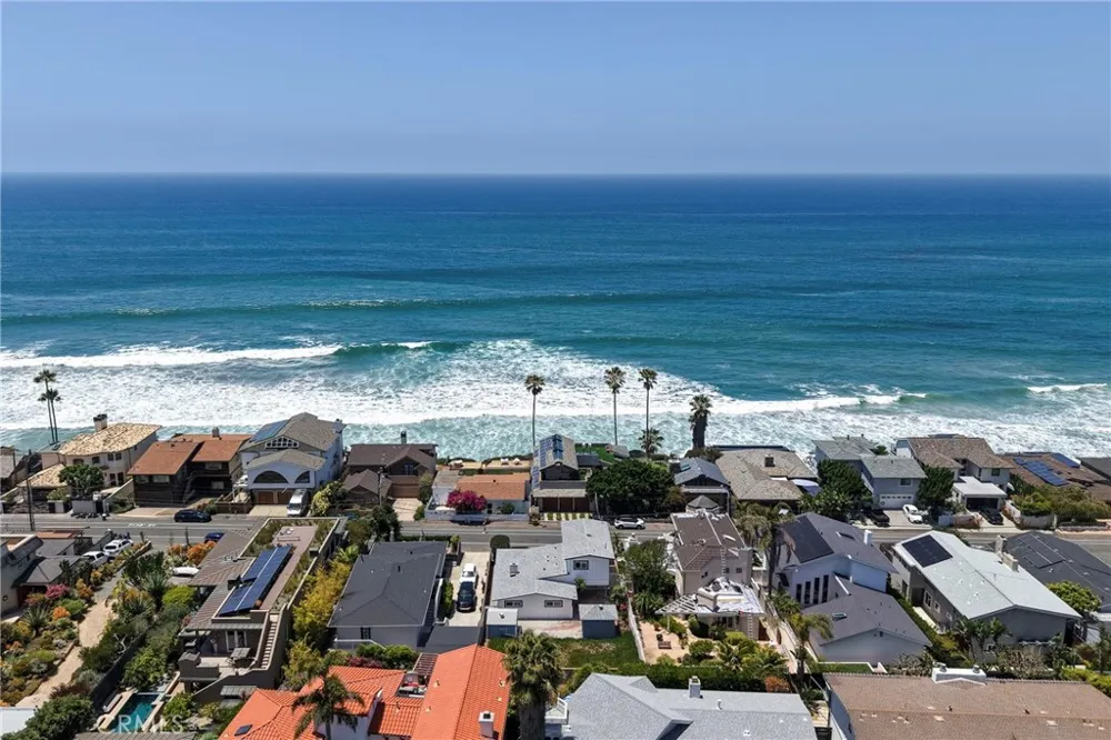 1547 Neptune Encinitas, CA 92024