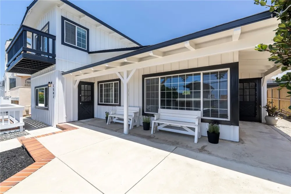 1547 Neptune Encinitas, CA 92024