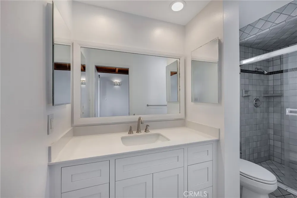 1547 Neptune Encinitas, CA 92024
