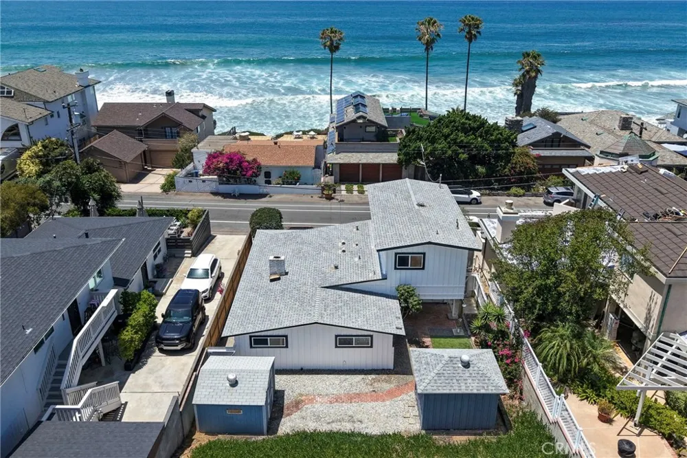 1547 Neptune Encinitas, CA 92024