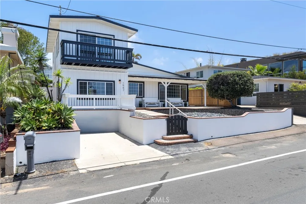 1547 Neptune Encinitas, CA 92024