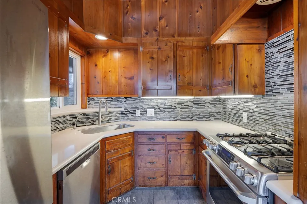1547 Neptune Encinitas, CA 92024