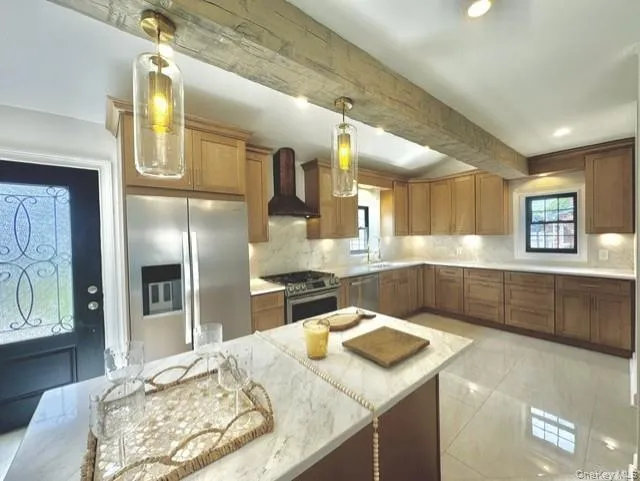 191 Brixton Road S Garden City, NY 11530