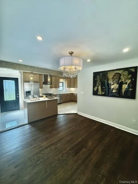 191 Brixton Road S Garden City, NY 11530