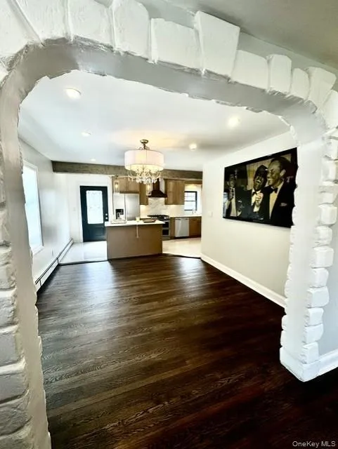 191 Brixton Road S Garden City, NY 11530