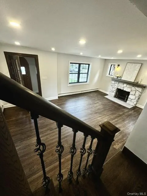 191 Brixton Road S Garden City, NY 11530