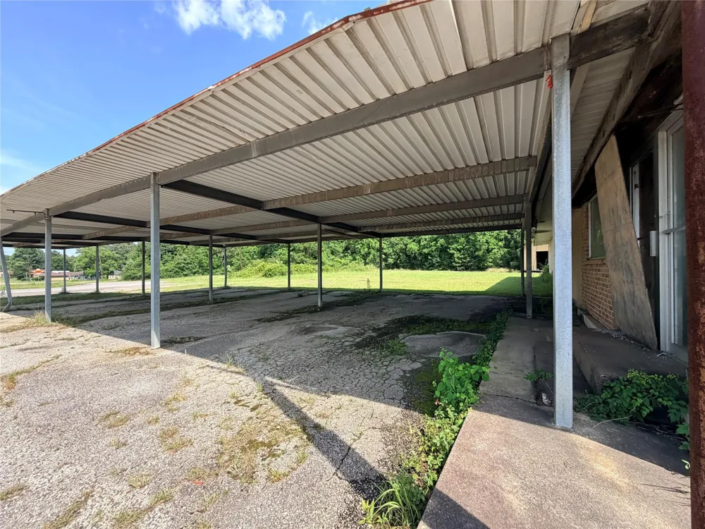915 E Gibson Street Jasper, TX 75951