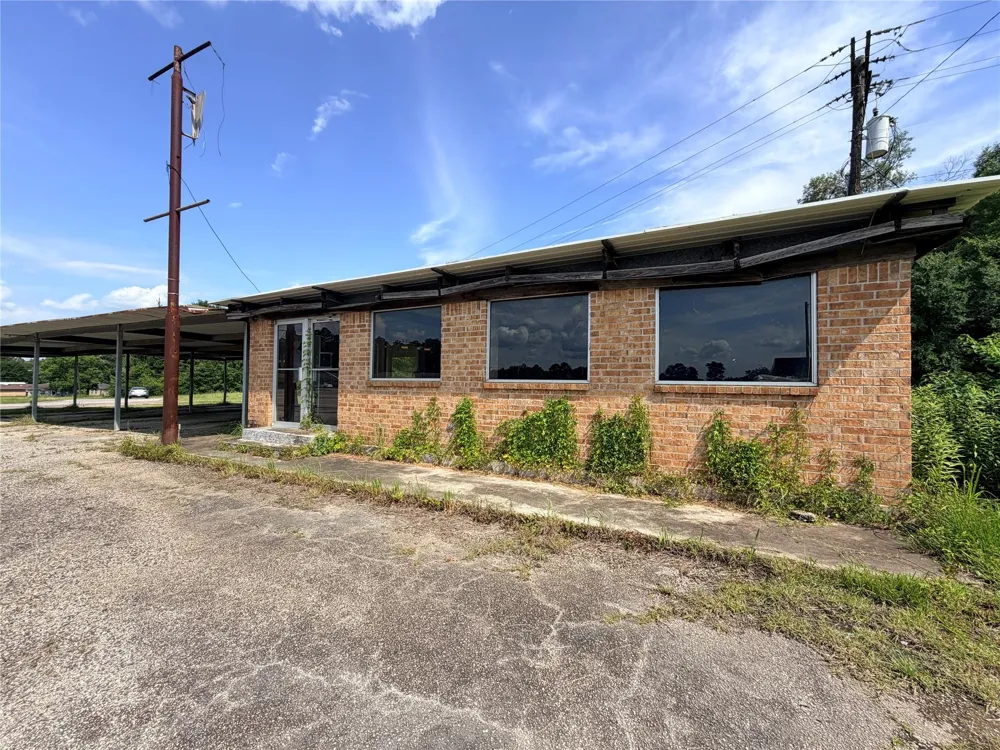 915 E Gibson Street Jasper, TX 75951