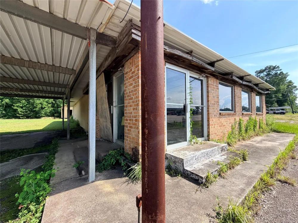 915 E Gibson Street Jasper, TX 75951